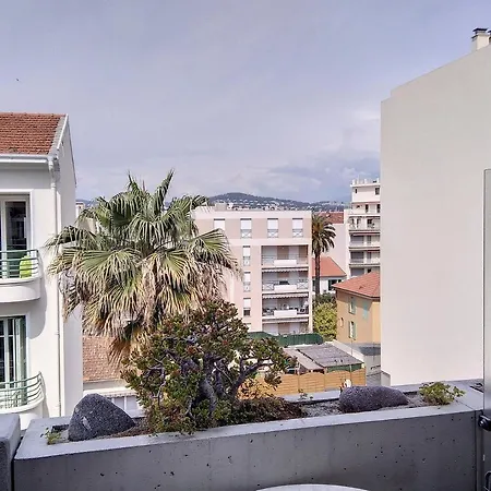 Graziella 502 Daire Juan-les-Pins