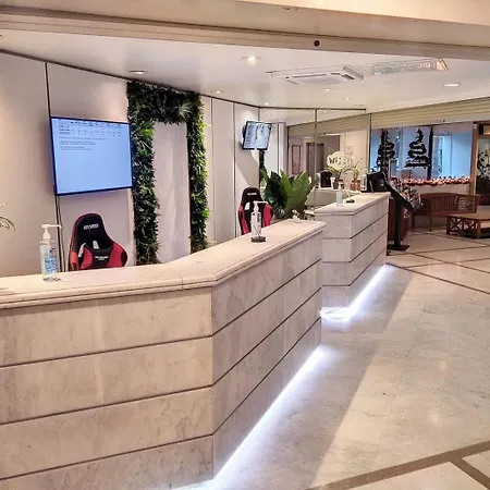 Graziella 502 * Juan-les-Pins